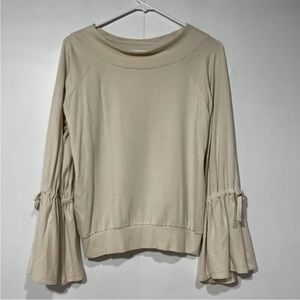 Express Beige Bell Sleeve Sweater Top Womens XS Oversized‎ Long Sleeve Ruffle